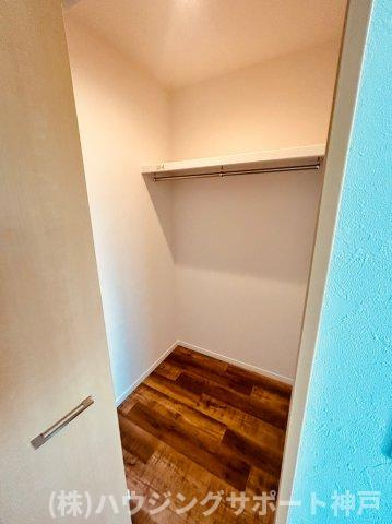S Apt.玉津町の収納