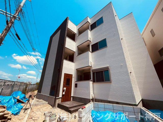 S Apt.玉津町の外観