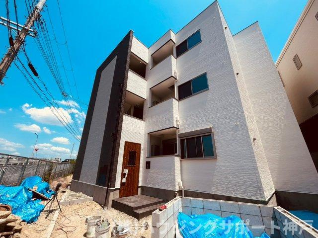 S Apt.玉津町の外観