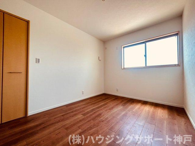 S Apt.玉津町の寝室