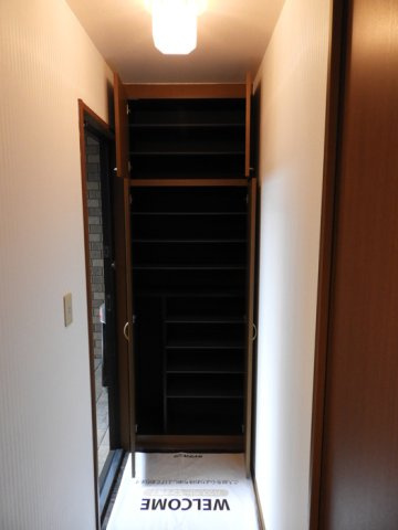 クラウディア　C棟の玄関