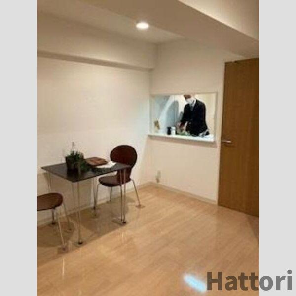 S-FORT江坂公園の居間・リビング