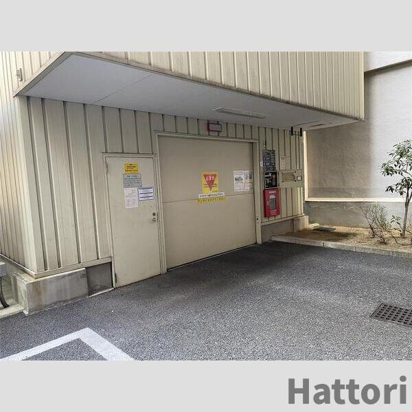 S-FORT江坂公園の駐車場