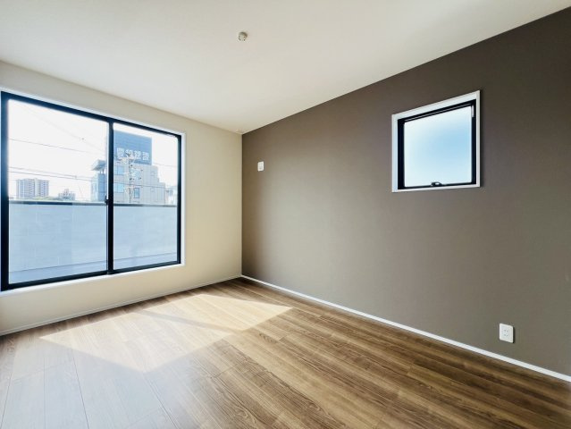 半田市宮本町六丁目213番8『仲介手数料無料』新築戸建ての洋室