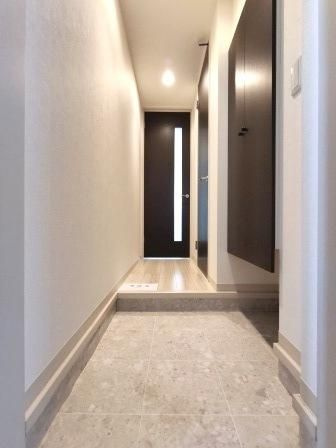 フェリーチェ東大前の玄関