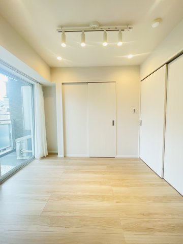 ライトコート四谷の洋室|洋室5.5帖