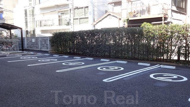 六本木ＢＬＥＳＳの駐車場