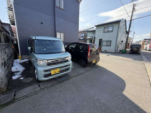 ライズ清水町の駐車場