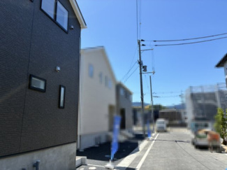 【前面道路含む現地写真】 | 大津市雄琴5丁目11　新築戸建 | 2026年5月撮影、前面道路