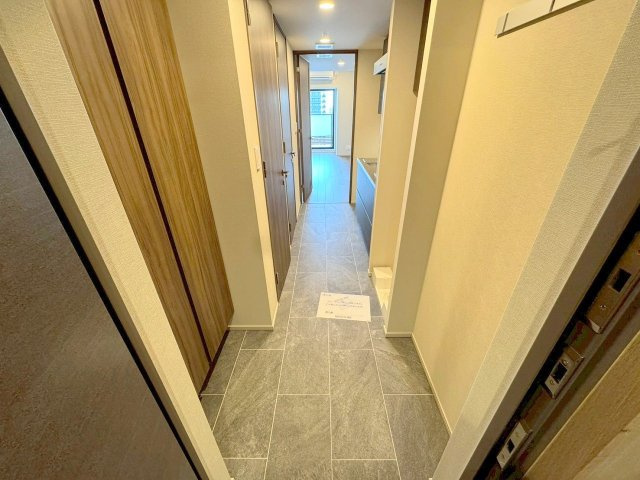 ザ・パークハビオ塚本の玄関