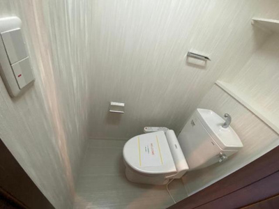 【トイレ】 | W.O.B.UMEDA | 落ち着いた色調のトイレです