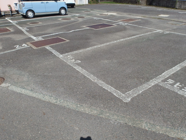 ＲＡＰＵＴＡの駐車場