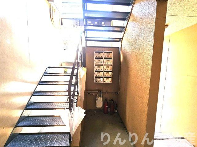 【ロビー】 | コーポ岩谷 | 建物の内部です