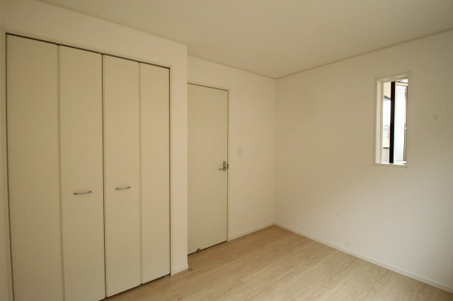南金田（第1）　新築戸建　3号棟【全5区画】の洋室|2F　西の部屋　5.0帖