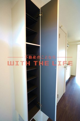 モントーレヒルズ東櫛原【10,000円キャッシュバック対象物件】の玄関|落ち着いた玄関です