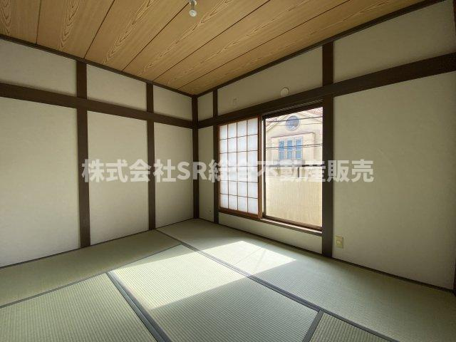 若江南町4丁目中古戸建の和室|2F・和室6帖。和室があれば客間としても活用できます
