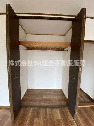 若江南町4丁目中古戸建の収納|大きなスペースがあり、収納には困りません