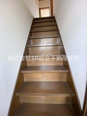 若江南町4丁目中古戸建の内装|当日予約も大歓迎です！土日祝、雨の日やお子様連れのお客様の送迎も可能ですのでお気になさらずお問合せ下さい。お仕事終わりのお時間にも柔軟に対応致しますのでお気軽にお申し付け下さいませ。