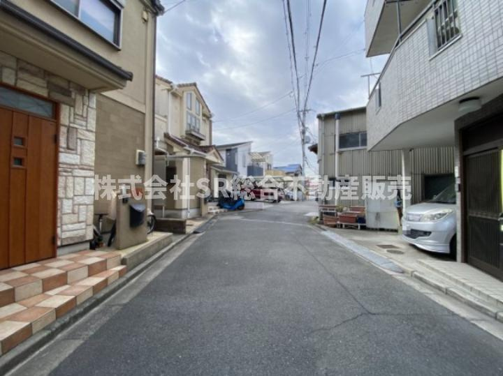 若江南町4丁目中古戸建の前面道路含む現地写真|前面道路含む現地写真です