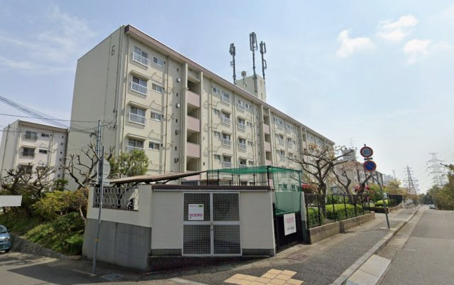渦が森コーポ６号館の外観