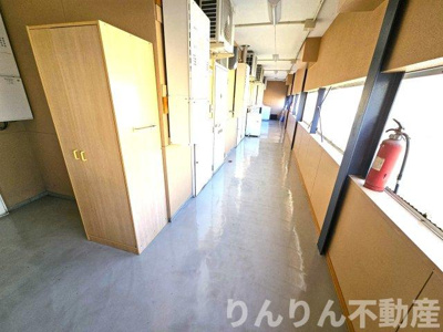 【ロビー】 | コーポ岩谷 | 清潔なロビーです