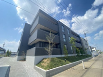 クオリスタ流星台の画像