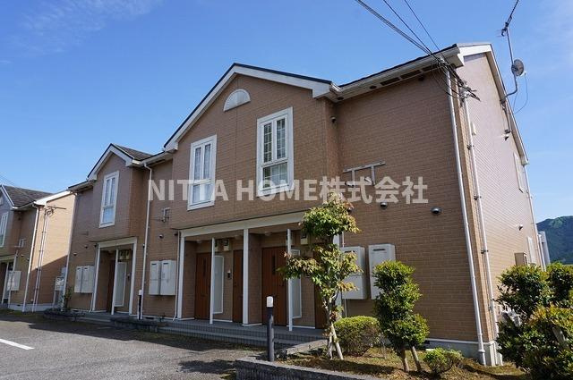 アルバプラシードⅠのエントランス|キレイなエントランスでうれしいですね☆彡
