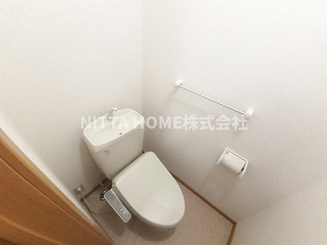 アルバプラシードⅠのトイレ|もちろんウォシュレット付きのトイレです◇
