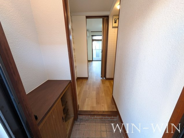 ヴィラ・シティハナナカの玄関