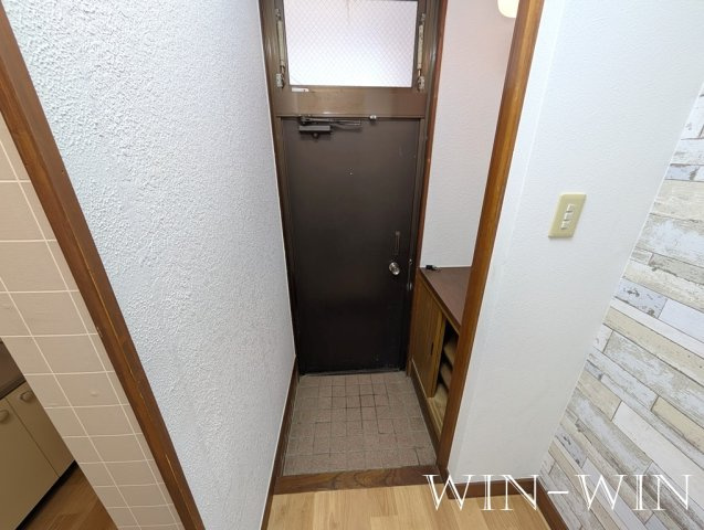 ヴィラ・シティハナナカの玄関