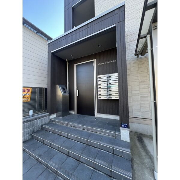 ロイジェント高島平【おとり物件なし】#学生・社会人にオススメ！初期費用分割払いOK！のエントランス