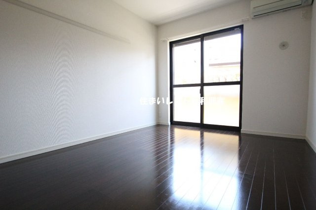 エクレールの居間・リビング