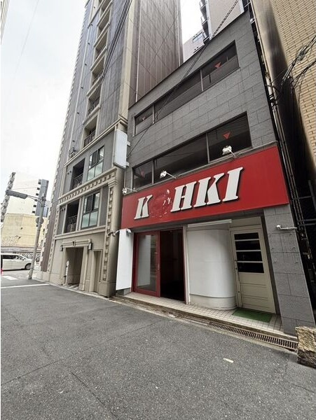 北浜　店舗ビルの外観