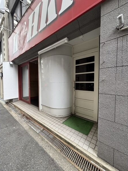 北浜　店舗ビルの外観