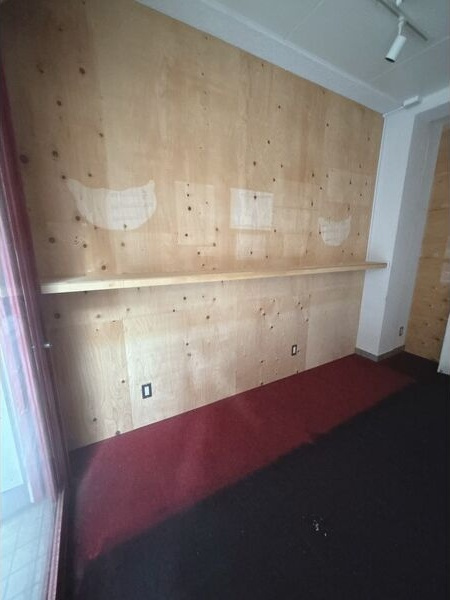 北浜　店舗ビルの内装