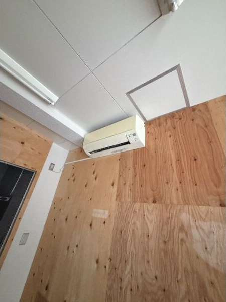 北浜　店舗ビルの内装