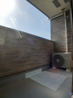 【バルコニー】 | エスポワールＲｅｉｗａ | お洗濯にも便利なバルコニー付き