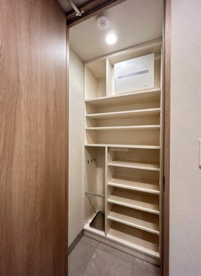 ジオ市谷仲之町の収納