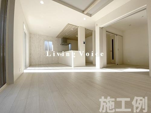 【居間・リビング】 | 【仲介手数料０円】茅ヶ崎市円蔵3期　新築一戸建て　1号棟　全2棟 | 茅ヶ崎市円蔵3期　新築一戸建て　全2棟