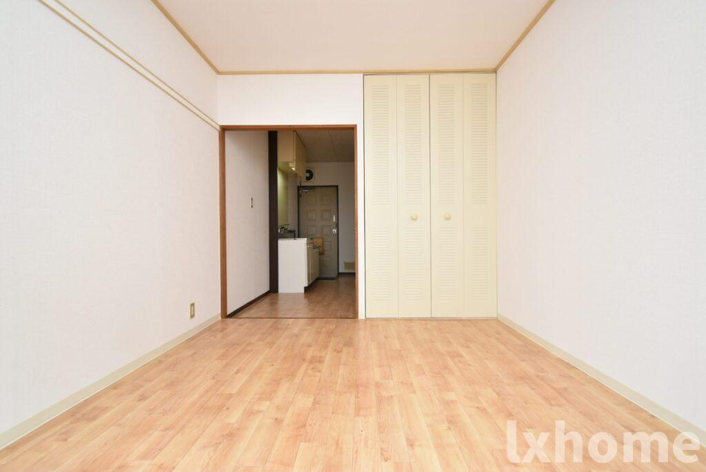 シャロームＢの居間・リビング|こちらのリビングで趣味の時間をお楽しみください