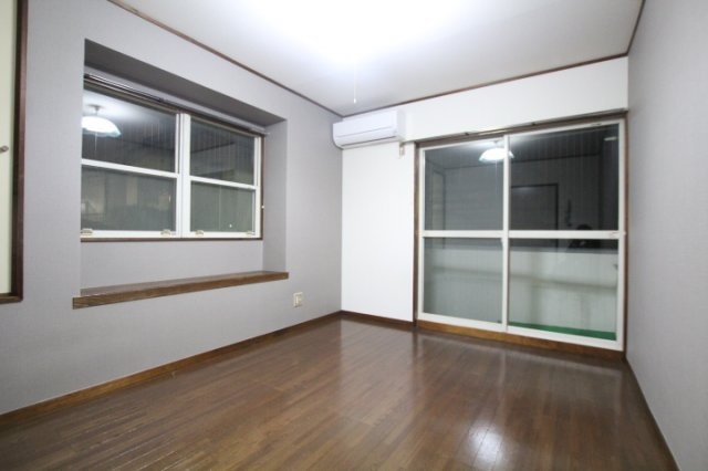 【居間・リビング】