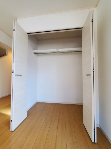 吉川市　中曽根1丁目　中古戸建の収納|便利な収納スペースです