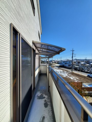 吉川市　中曽根1丁目　中古戸建のバルコニー|陽当たり良好なバルコニーです