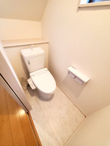 吉川市　中曽根1丁目　中古戸建のトイレ|トイレです