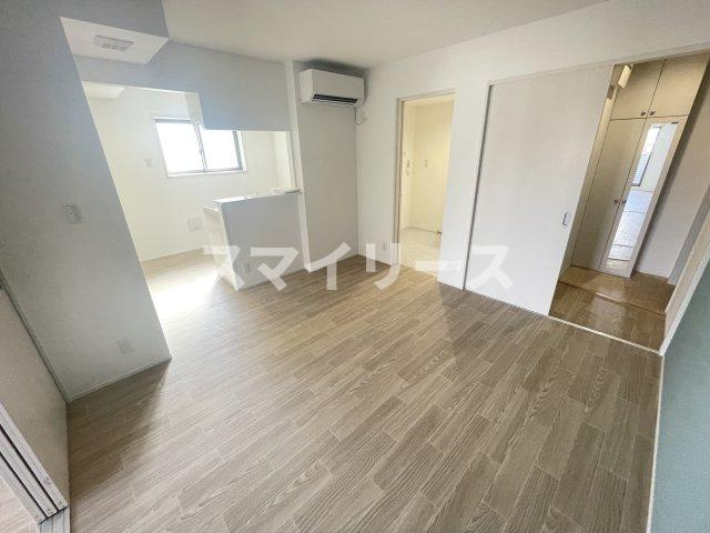 メゾンブランシュ北柏の居間・リビング