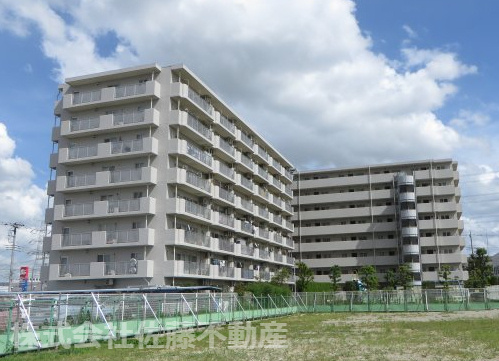 東建ニューハイツ北鴻巣。７階のお部屋で、近隣に商業施設豊富。