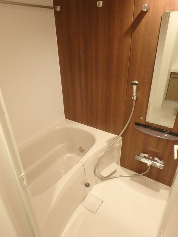 オープンブルーム八広eastの浴室