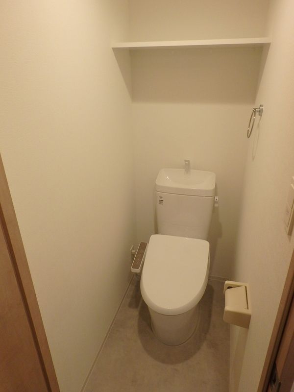 オープンブルーム八広eastのトイレ