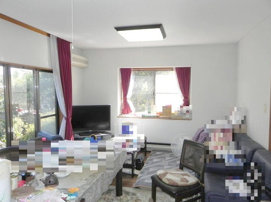 【居間・リビング】 | 大室高原別荘地　戸建