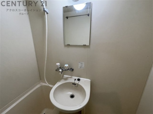 浴室内に洗面台あり！